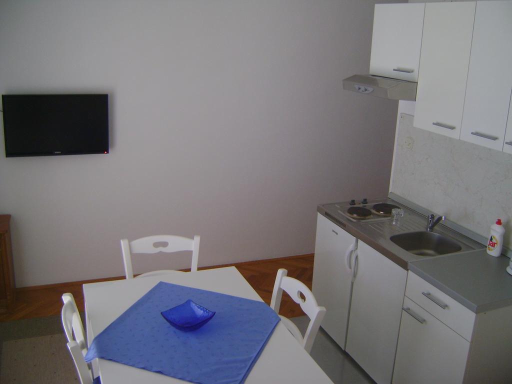 Apartments Ivanka Starigrad Paklenica Pokoj fotografie